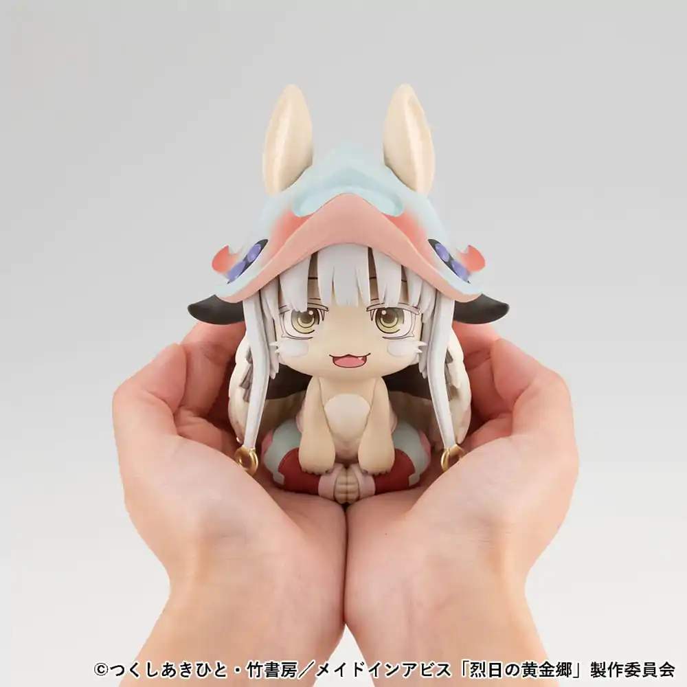 Made in Abyss: The Golden City of the Scorching Sun Look Up Nanachi PVC szobor figura ajándék párnával 11 cm termékfotó