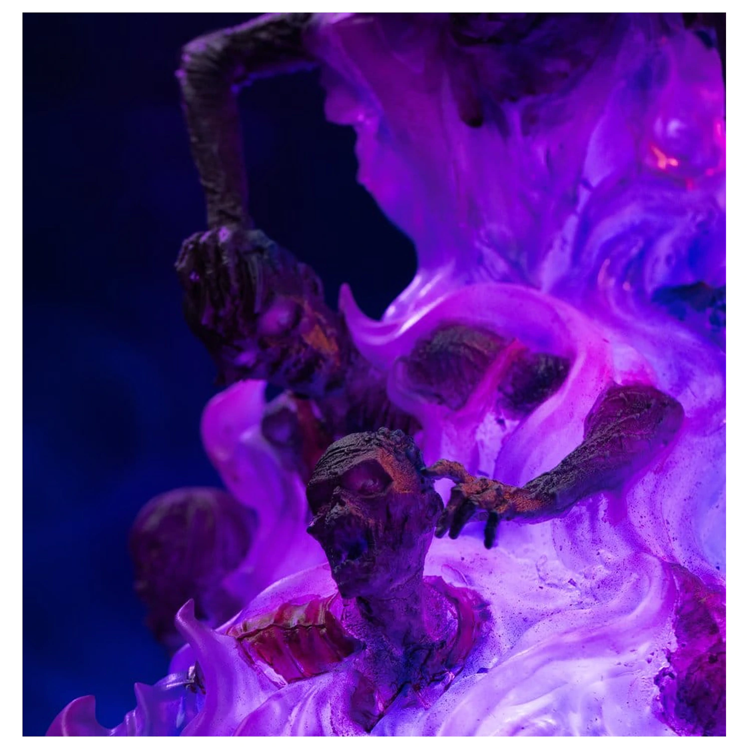 Magic: The Gathering Deluxe Art Scale 1/10 Liliana Vess szobor figura 31 cm termékfotó