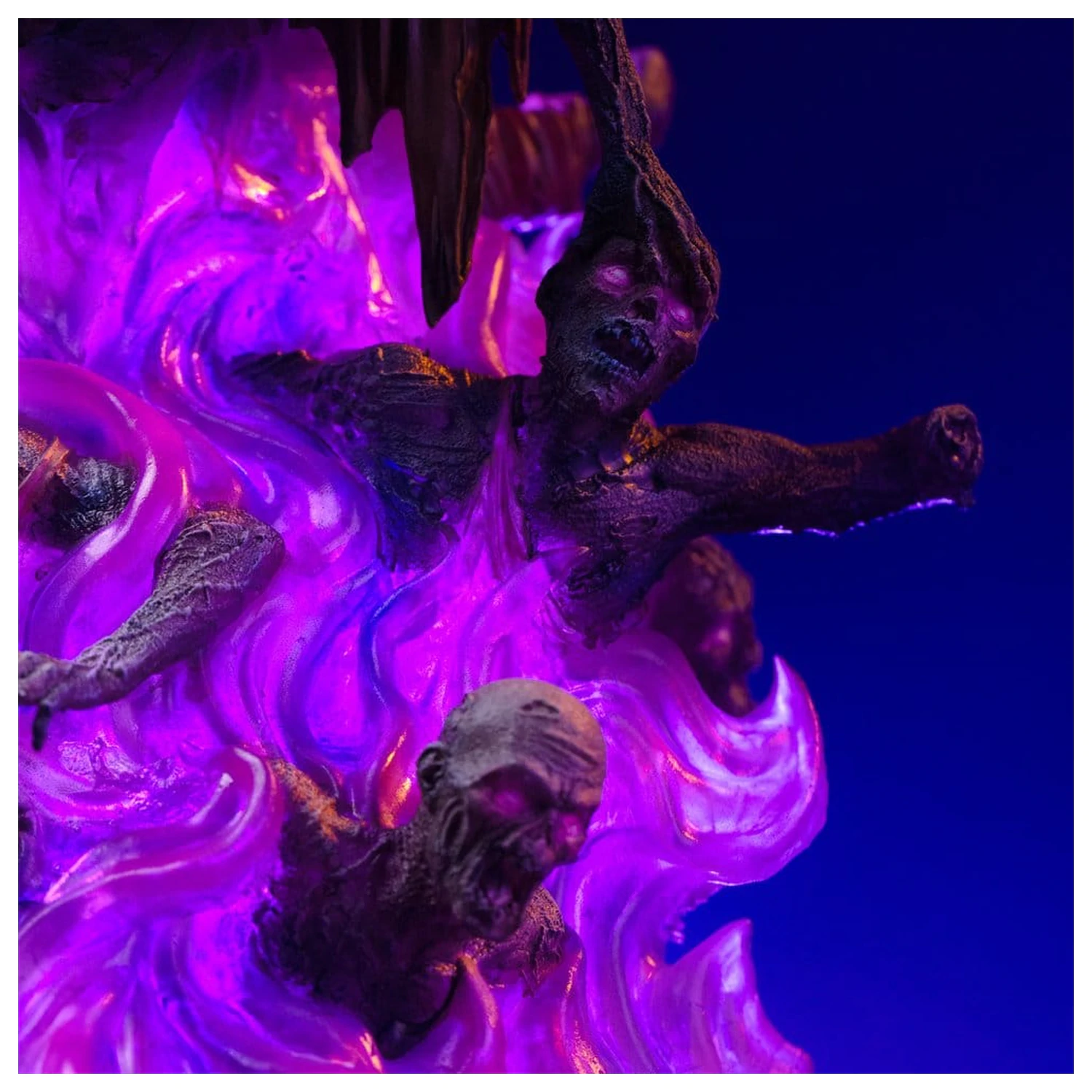 Magic: The Gathering Deluxe Art Scale 1/10 Liliana Vess szobor figura 31 cm termékfotó