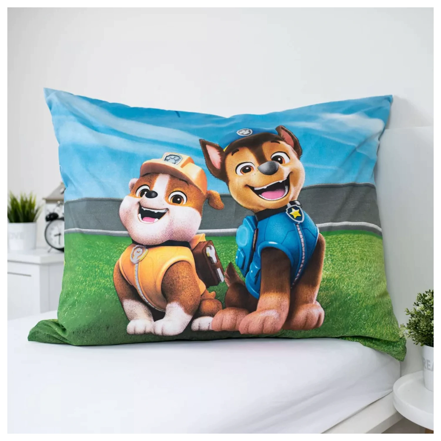 Mancs Őrjárat Chilling mikroszálas ágyneműhuzat termékfotó