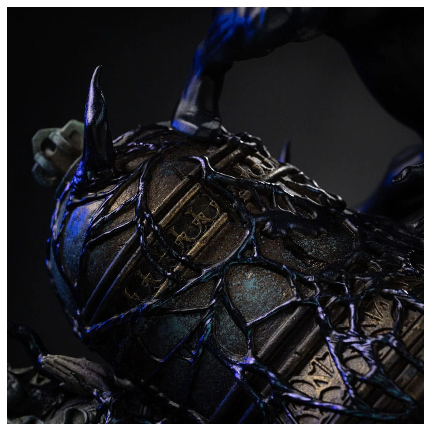 Marvel BDS Art Scale 1/10 Spider-Man Black Costume szobor figura 20 cm termékfotó