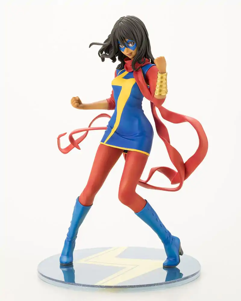 Marvel Bishoujo 1/7 Mrs. Marvel Renewal Package PVC szobor figura 20 cm termékfotó