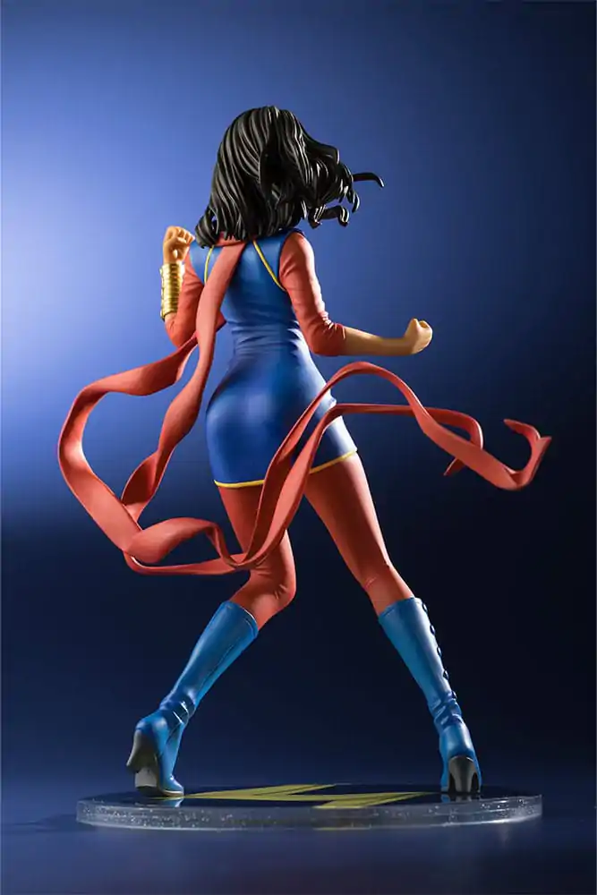 Marvel Bishoujo 1/7 Mrs. Marvel Renewal Package PVC szobor figura 20 cm termékfotó