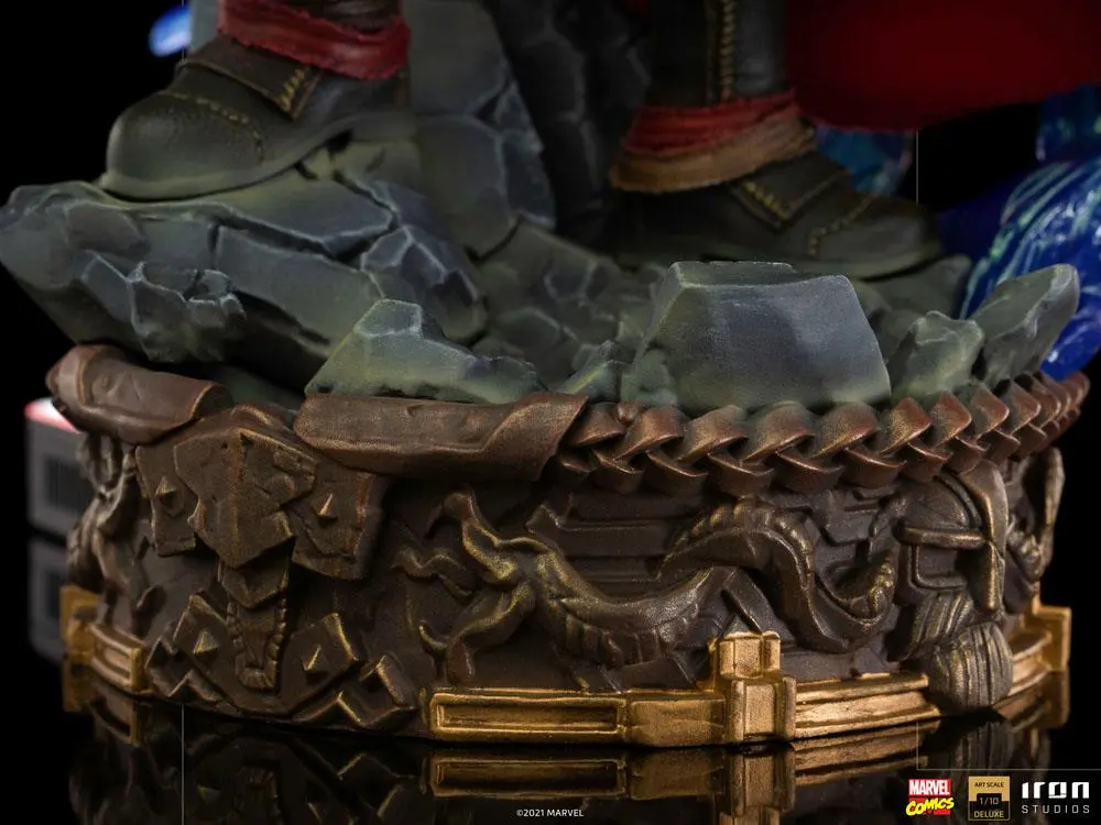 Marvel Comics Deluxe Art Scale 1/10 Thor Unleashed szobor figura 28 cm termékfotó