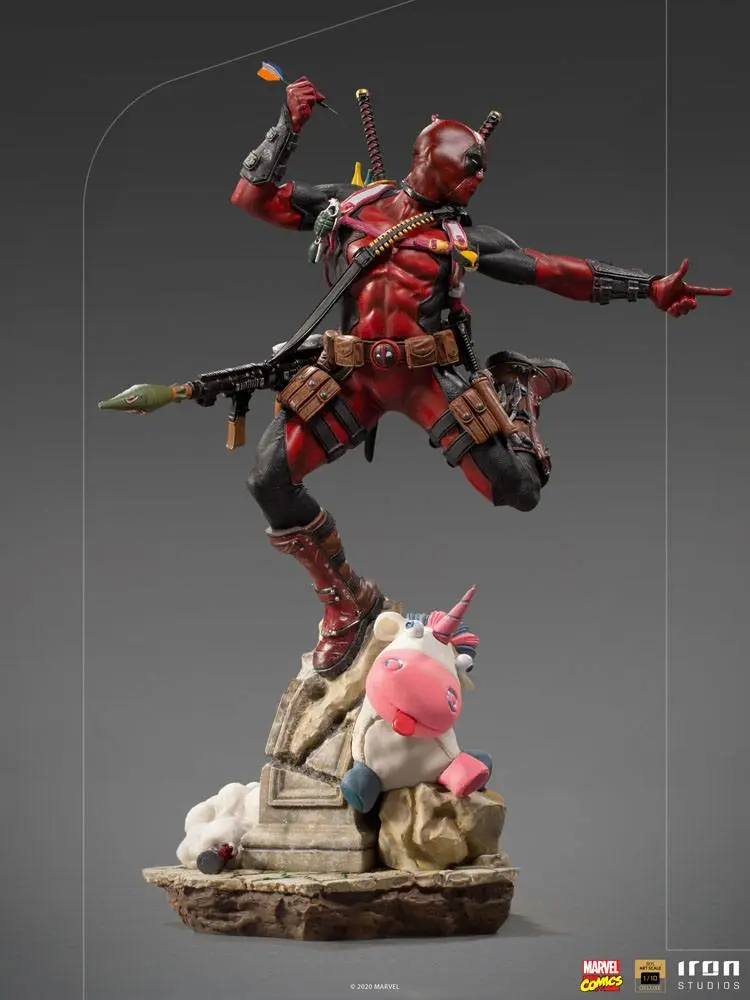 Marvel Comics Deluxe BDS Art Scale 1/10 Deadpool szobor figura 24 cm termékfotó