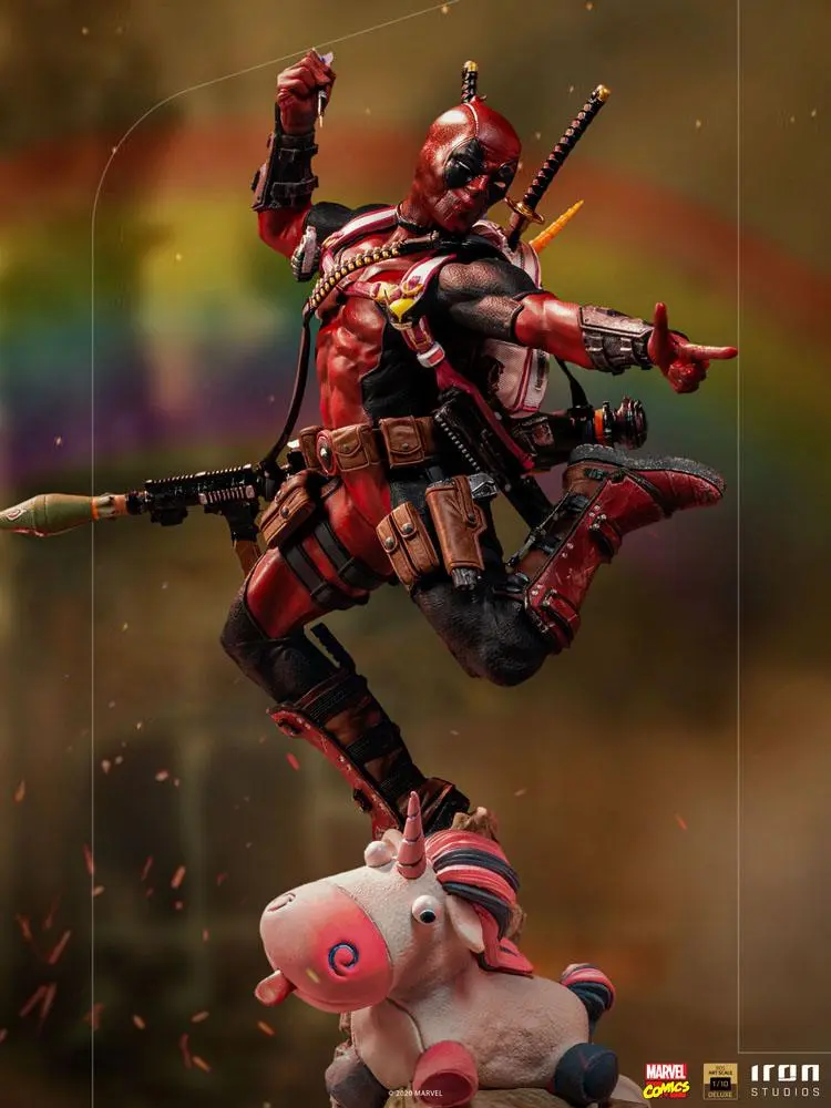 Marvel Comics Deluxe BDS Art Scale 1/10 Deadpool szobor figura 24 cm termékfotó