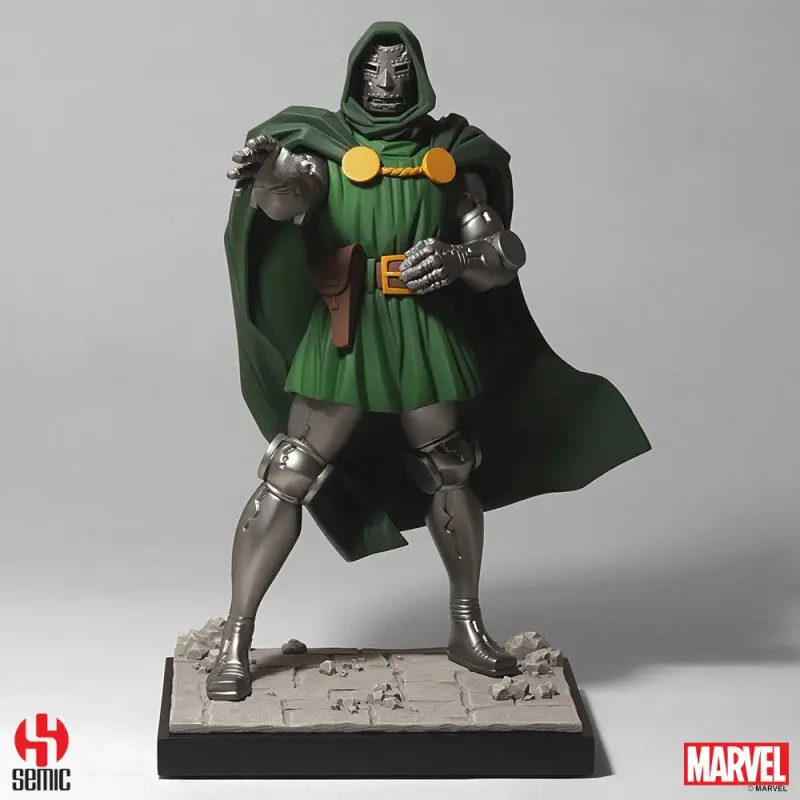 Marvel Comics Legacy Collection Dr. Doom szobor figura 26 cm termékfotó