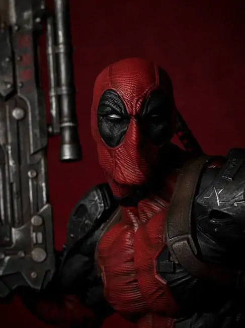 Marvel Comics PrototypeZ 1/6 Deadpool by Erick Sosa szobor figura 46 cm termékfotó