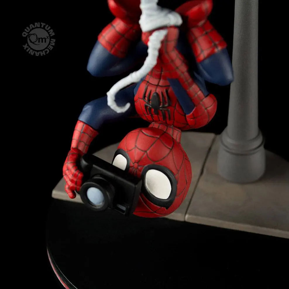 Marvel Comics Q-Fig figura Spider-Man Spider Cam 14 cm termékfotó