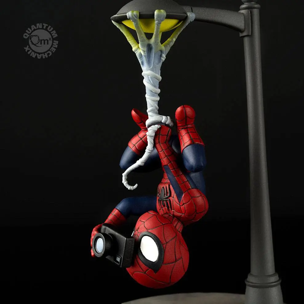 Marvel Comics Q-Fig figura Spider-Man Spider Cam 14 cm termékfotó