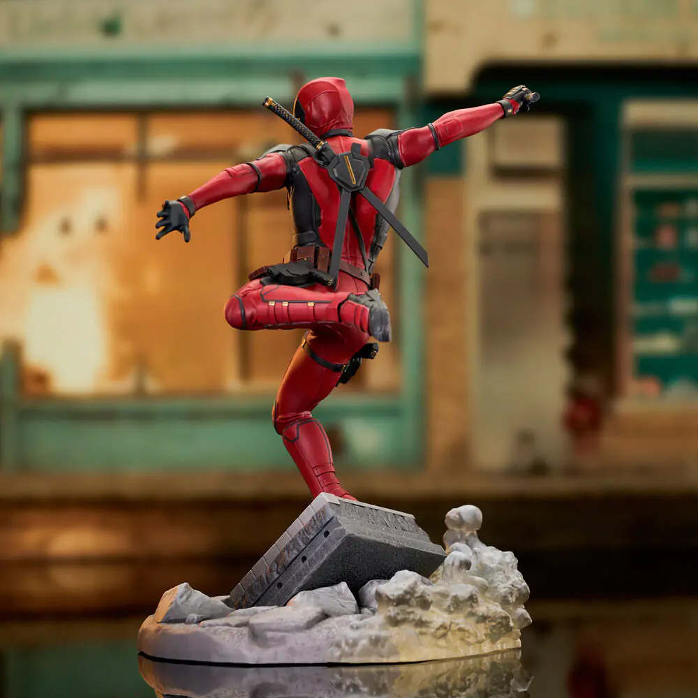 Marvel Deadpool & Wolverine Deadpool figura 25cm termékfotó