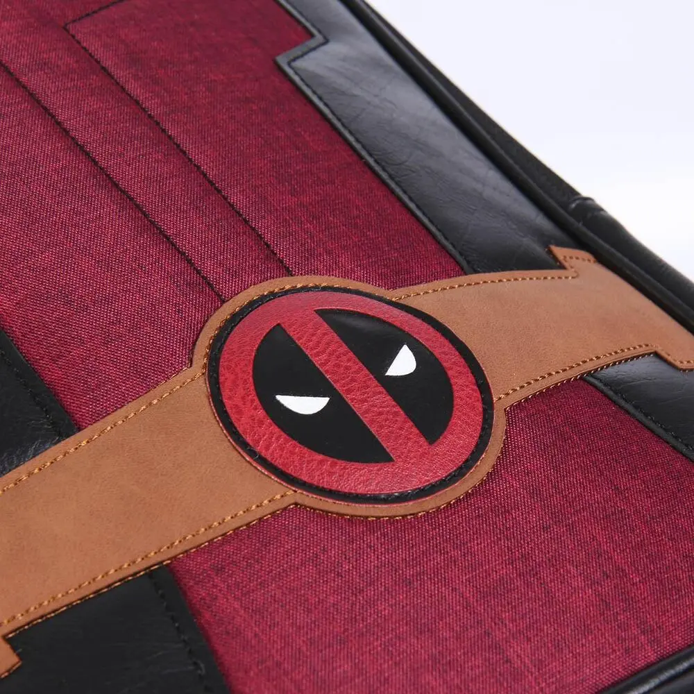 Marvel Deadpool táska hátizsák 47cm termékfotó