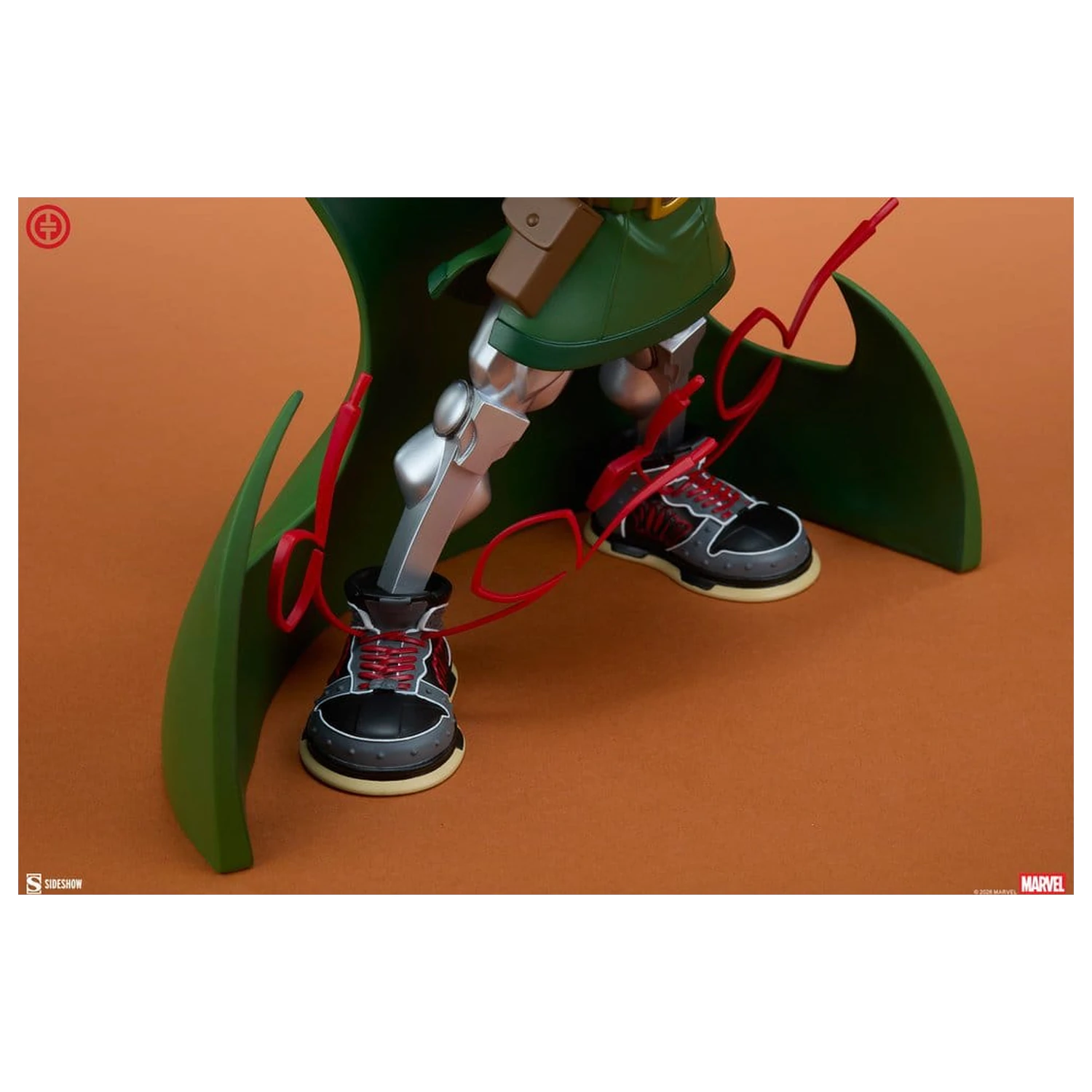 Marvel Designer Collectible szobor figura Dr. Doom 25 cm termékfotó