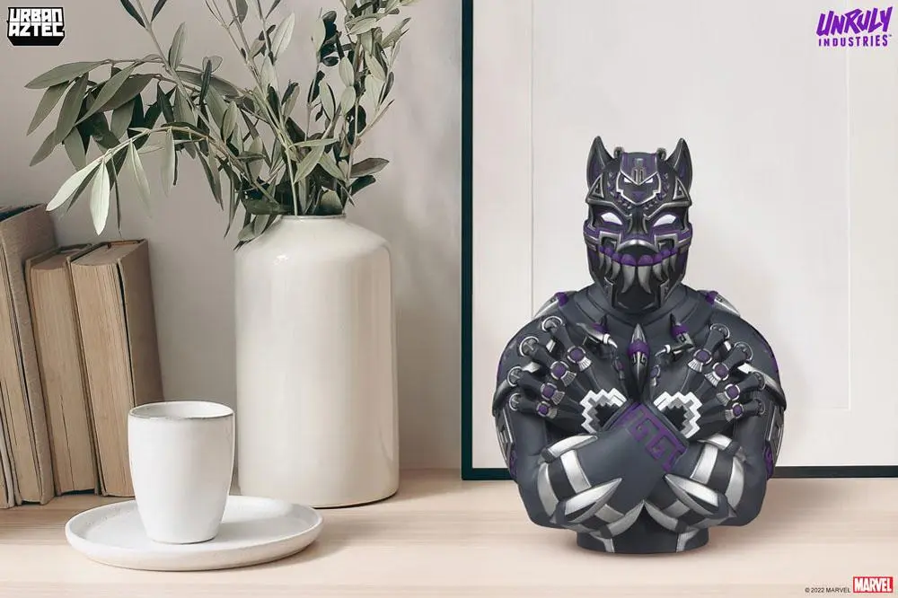 Marvel Designer Collectible Vinyl mellszobor figura Black Panther Purple Variant by Jesse Hernandez 19 cm termékfotó