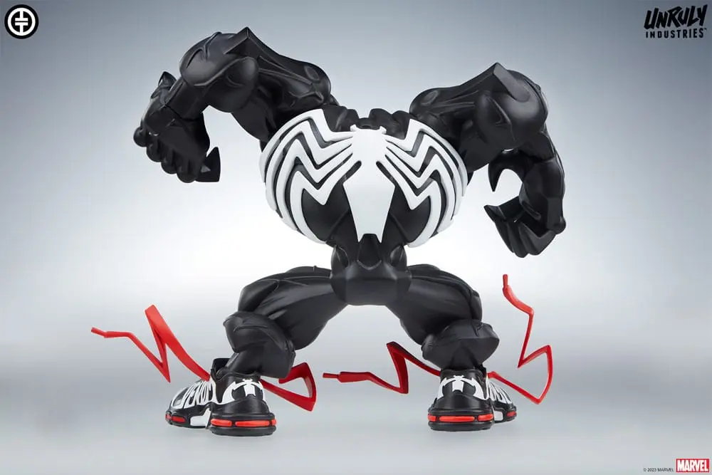 Marvel Designer Series Venom by Tracy Tubera Vinyl szobor figura 23 cm termékfotó
