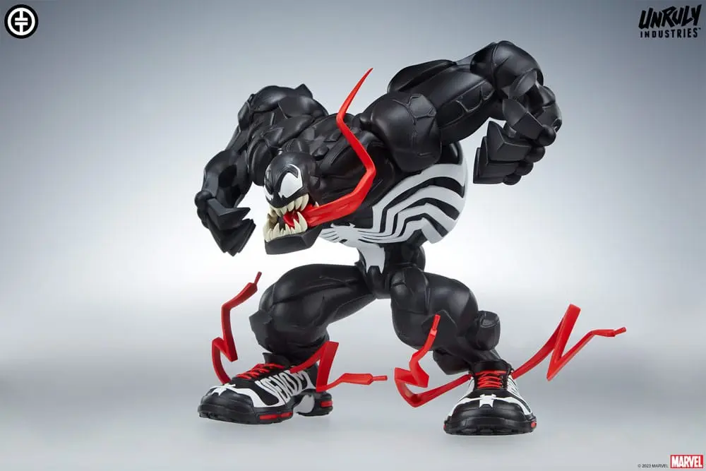 Marvel Designer Series Venom by Tracy Tubera Vinyl szobor figura 23 cm termékfotó