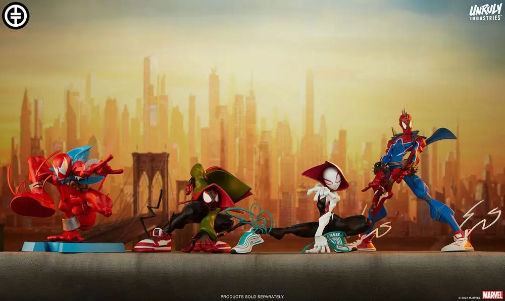 Marvel Designer Series Vinyl szobor figura Ghost-Spider by Tracy Tubera 13 cm termékfotó