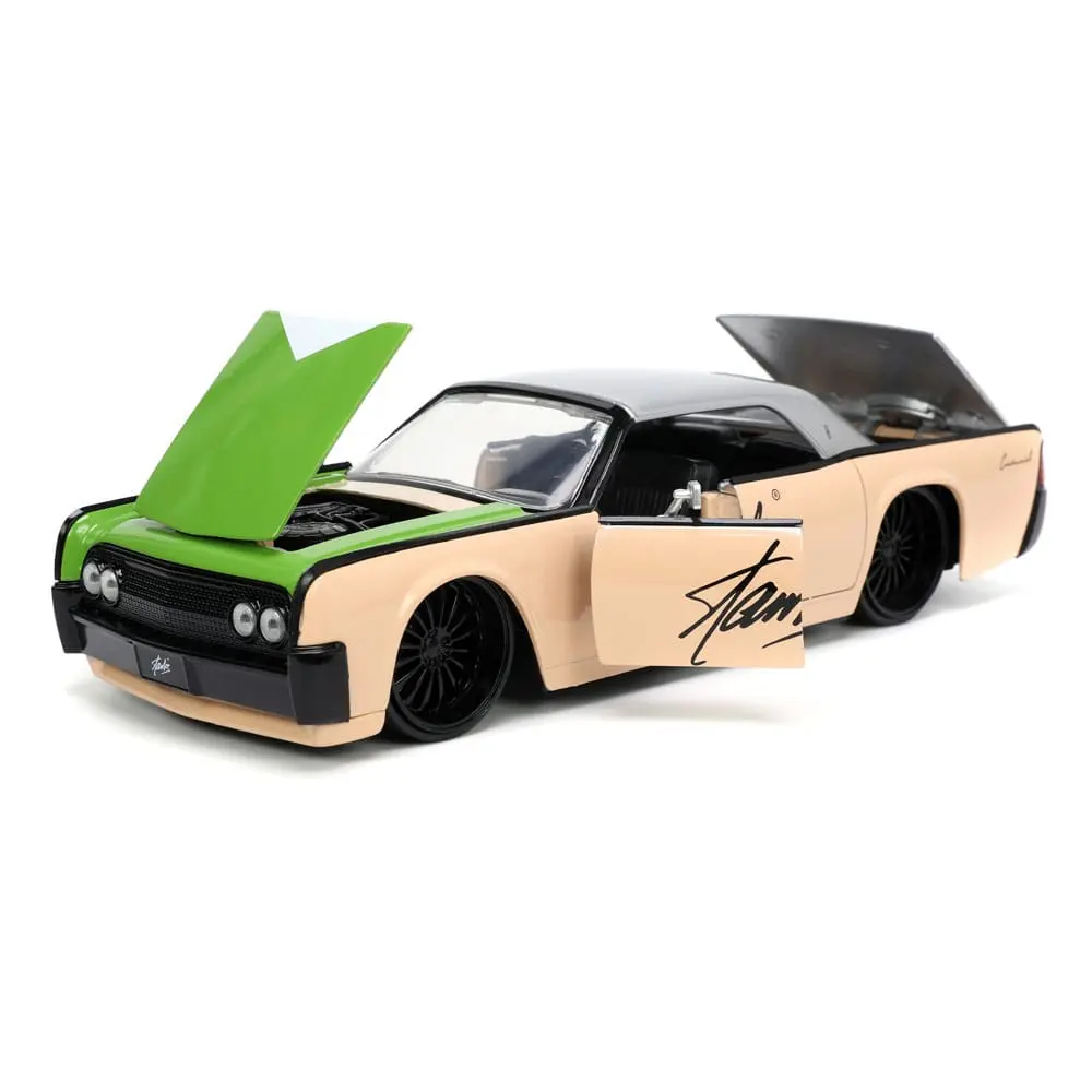 Marvel Hollywood Rides Diecast Model 1/24 1963 Lincoln Continental és Stan Lee figura termékfotó