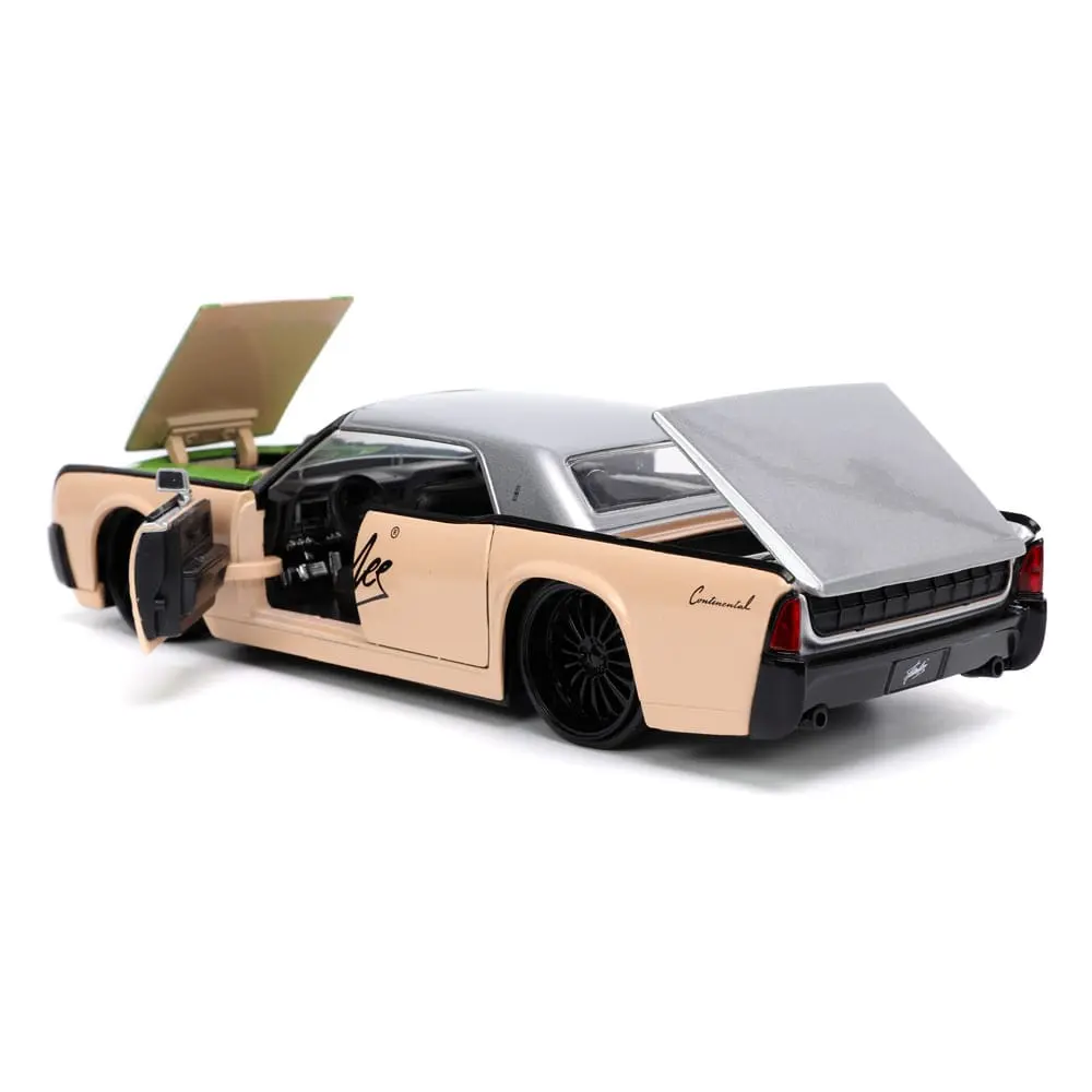 Marvel Hollywood Rides Diecast Model 1/24 1963 Lincoln Continental és Stan Lee figura termékfotó