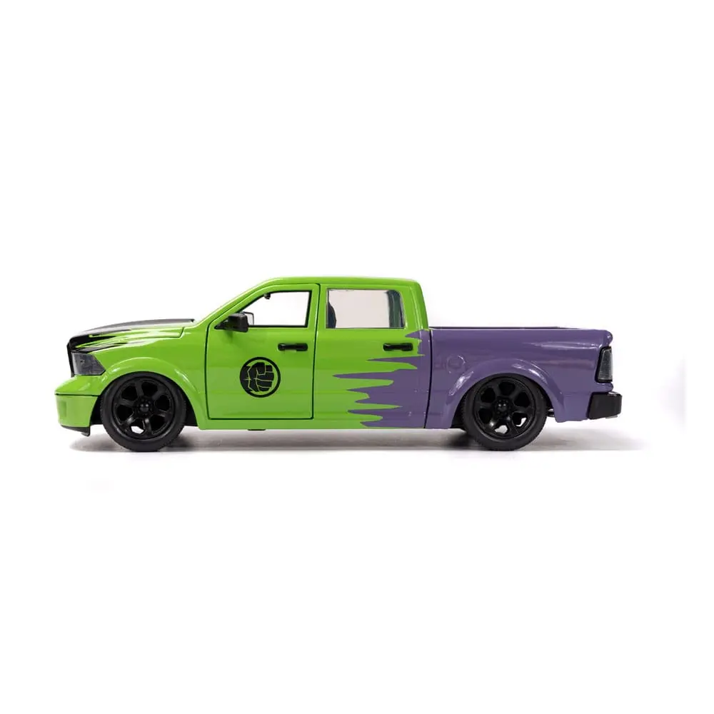 Marvel Hollywood Rides Diecast Model 1/24 2014 Ram 1500 with Hulk figura termékfotó