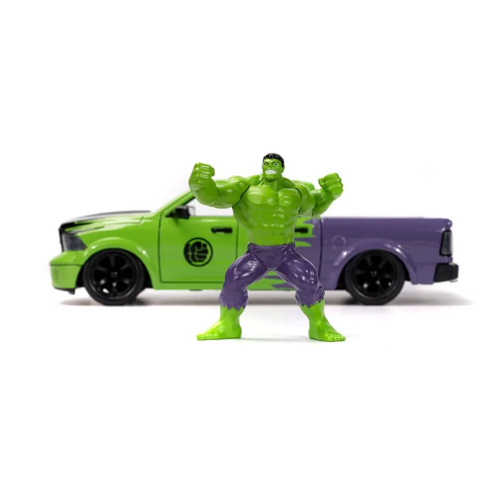 Marvel Hollywood Rides Diecast Model 1/24 2014 Ram 1500 with Hulk figura termékfotó