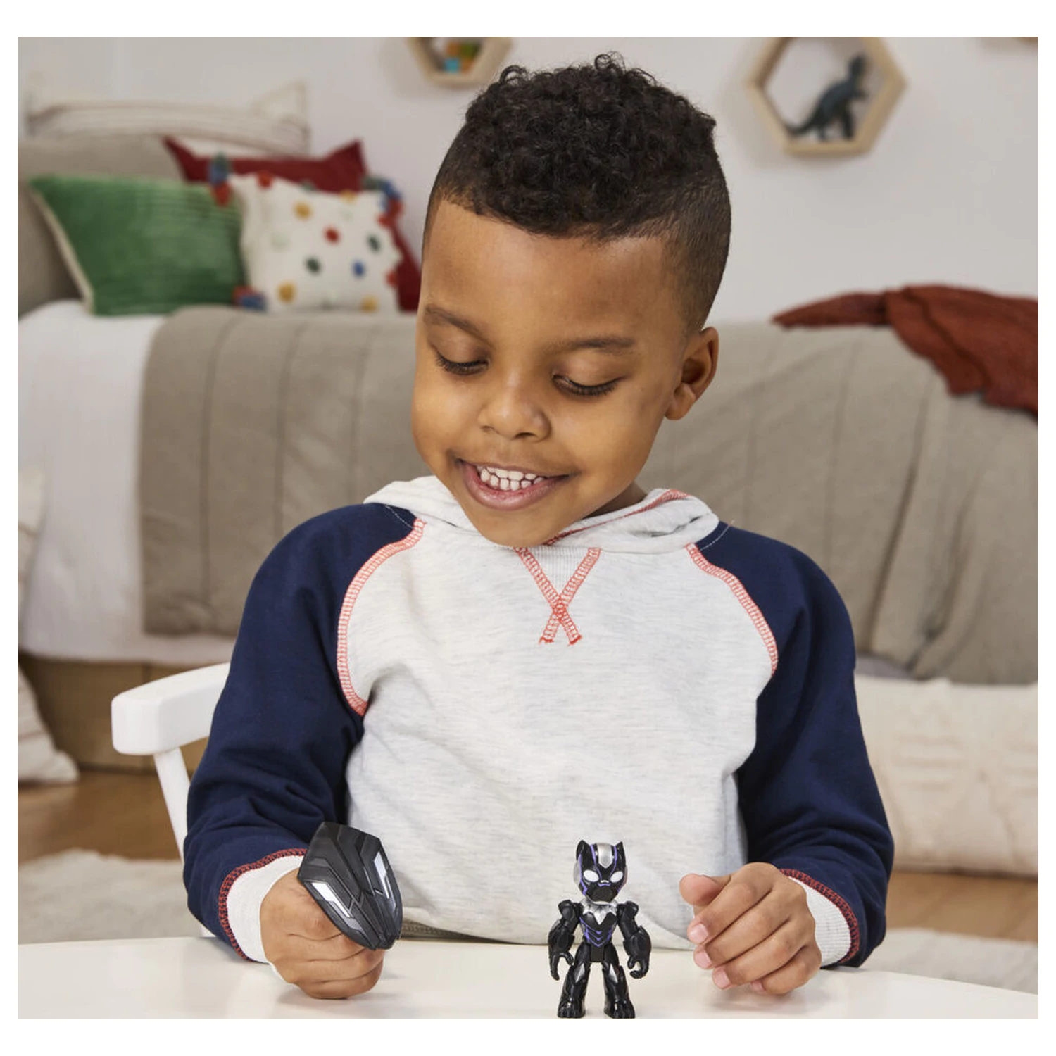 Marvel Iron Man And His Awesome Friends Black Panther figura 7cm termékfotó