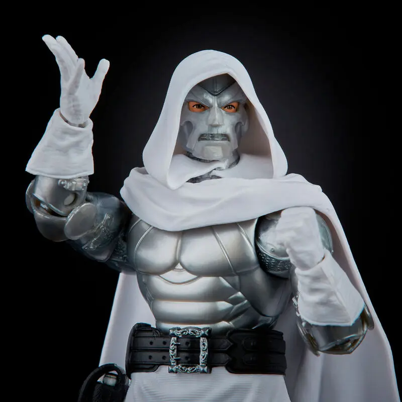 Marvel Legends Dr. Doom figura 15cm termékfotó