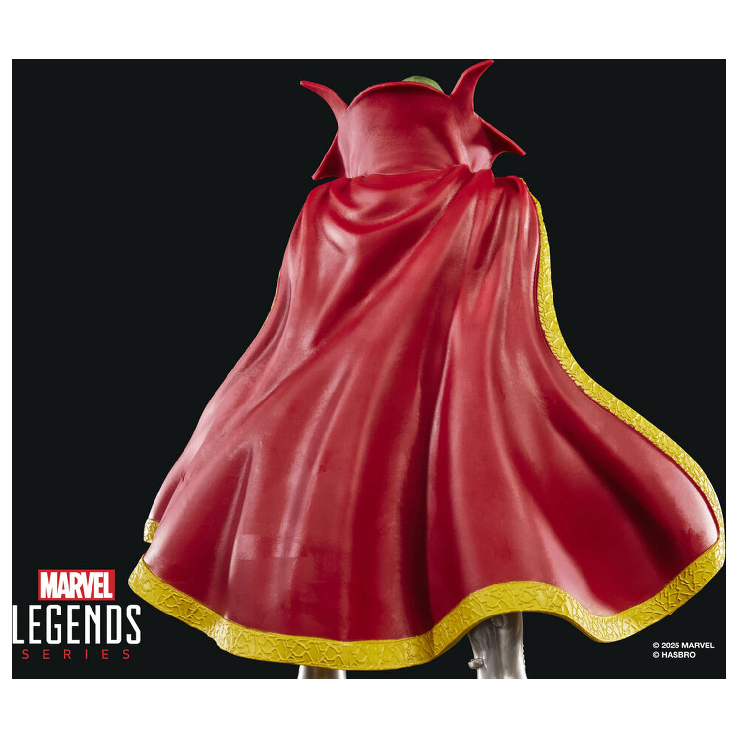 Marvel Legends Series Emperor Doom figura 15cm termékfotó