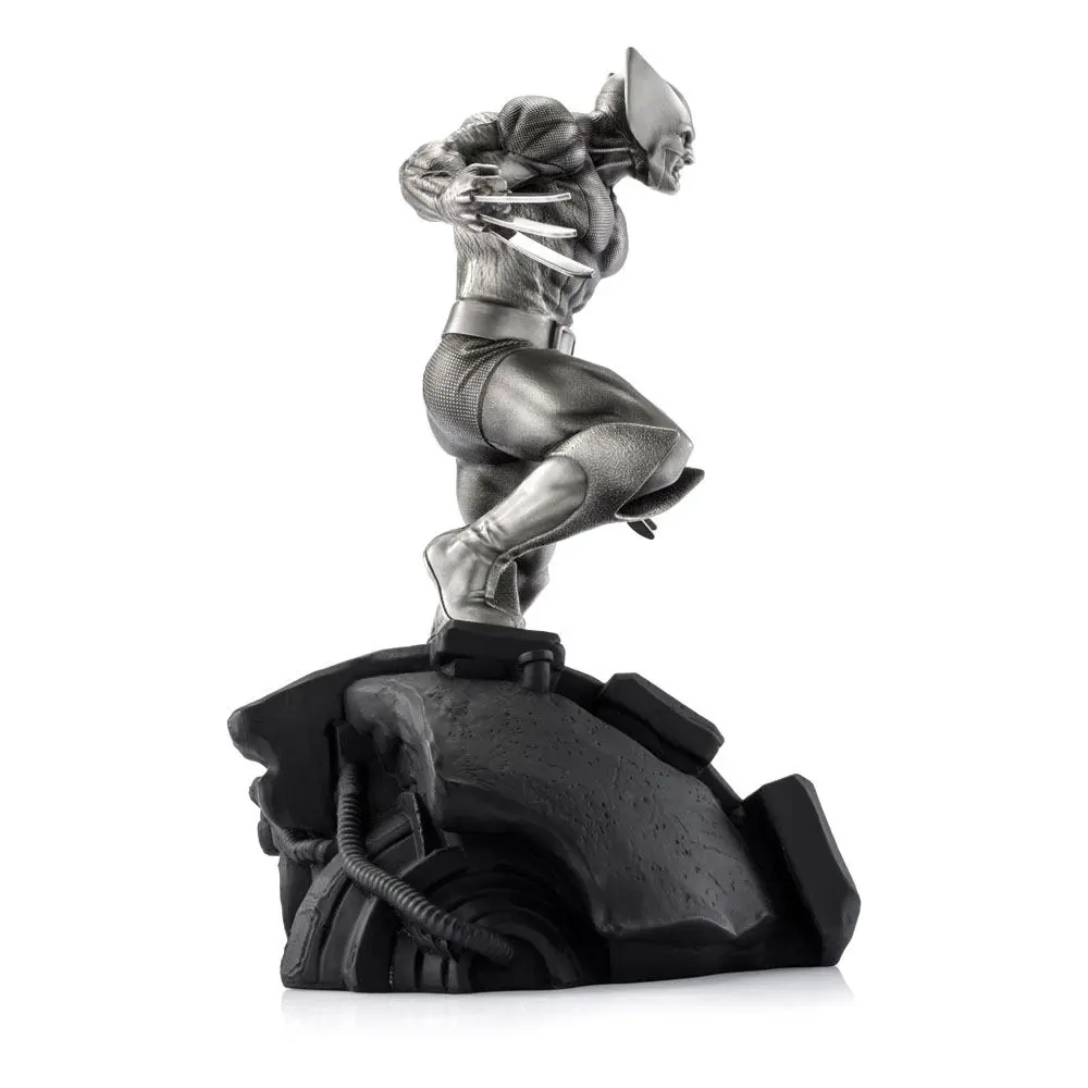 Marvel Pewter Collectible Wolverine Victorious Limitált kiadás  szobor figura 24 cm termékfotó