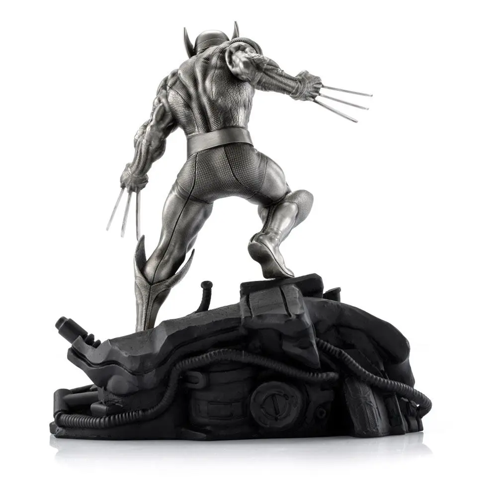 Marvel Pewter Collectible Wolverine Victorious Limitált kiadás  szobor figura 24 cm termékfotó