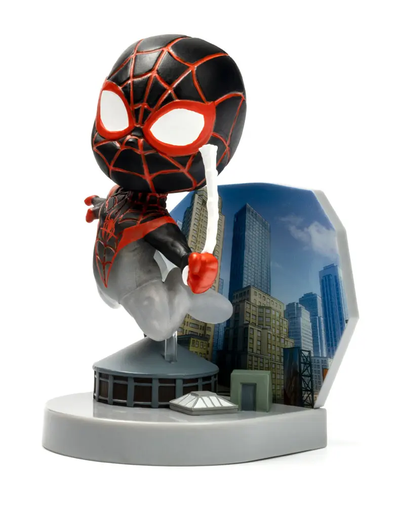 Marvel Superama Spider-Man (Miles Morales) with Cloaking Effect Mini Diorama szobor figura 10 cm termékfotó