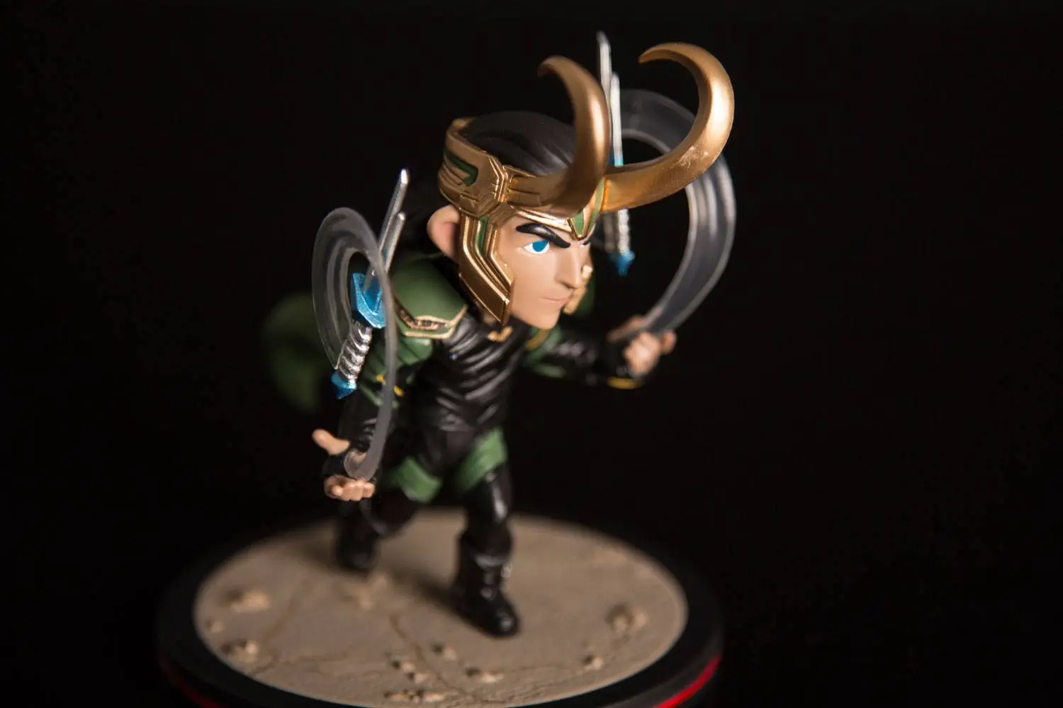 Marvel Thor Ragnarok Loki figura 10cm termékfotó