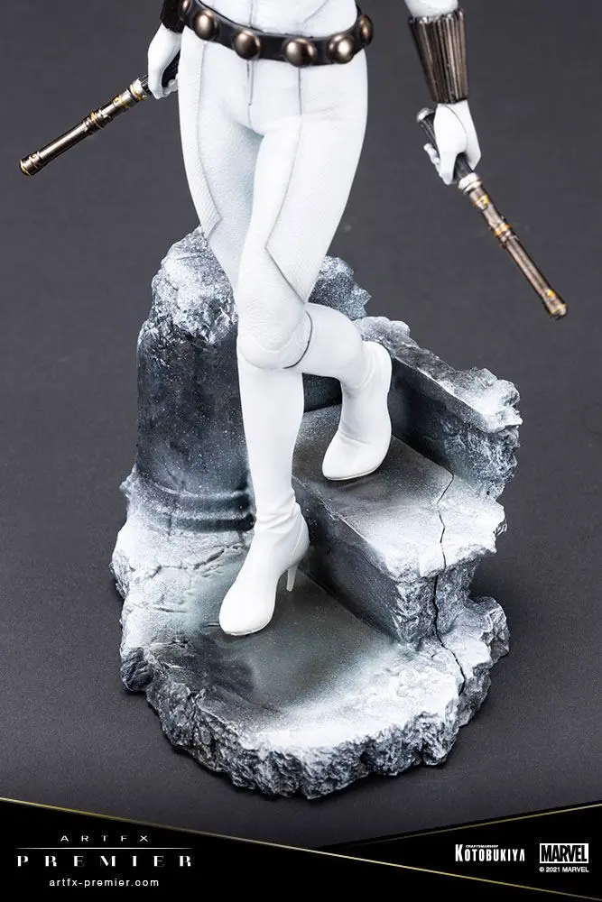 Marvel Universe ARTFX Premier 1/10 Black Widow White Costume Limitált kiadás PVC szobor figura 21 cm termékfotó