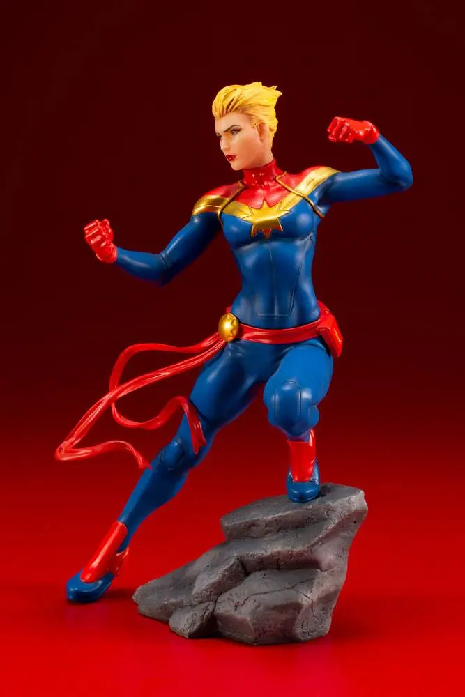 Marvel Universe Avengers Series ARTFX+ 1/10 Captain Marvel PVC szobor figura 17 cm termékfotó