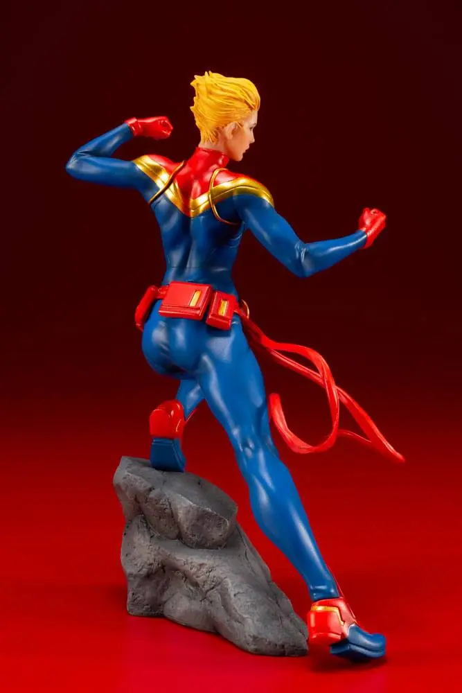 Marvel Universe Avengers Series ARTFX+ 1/10 Captain Marvel PVC szobor figura 17 cm termékfotó