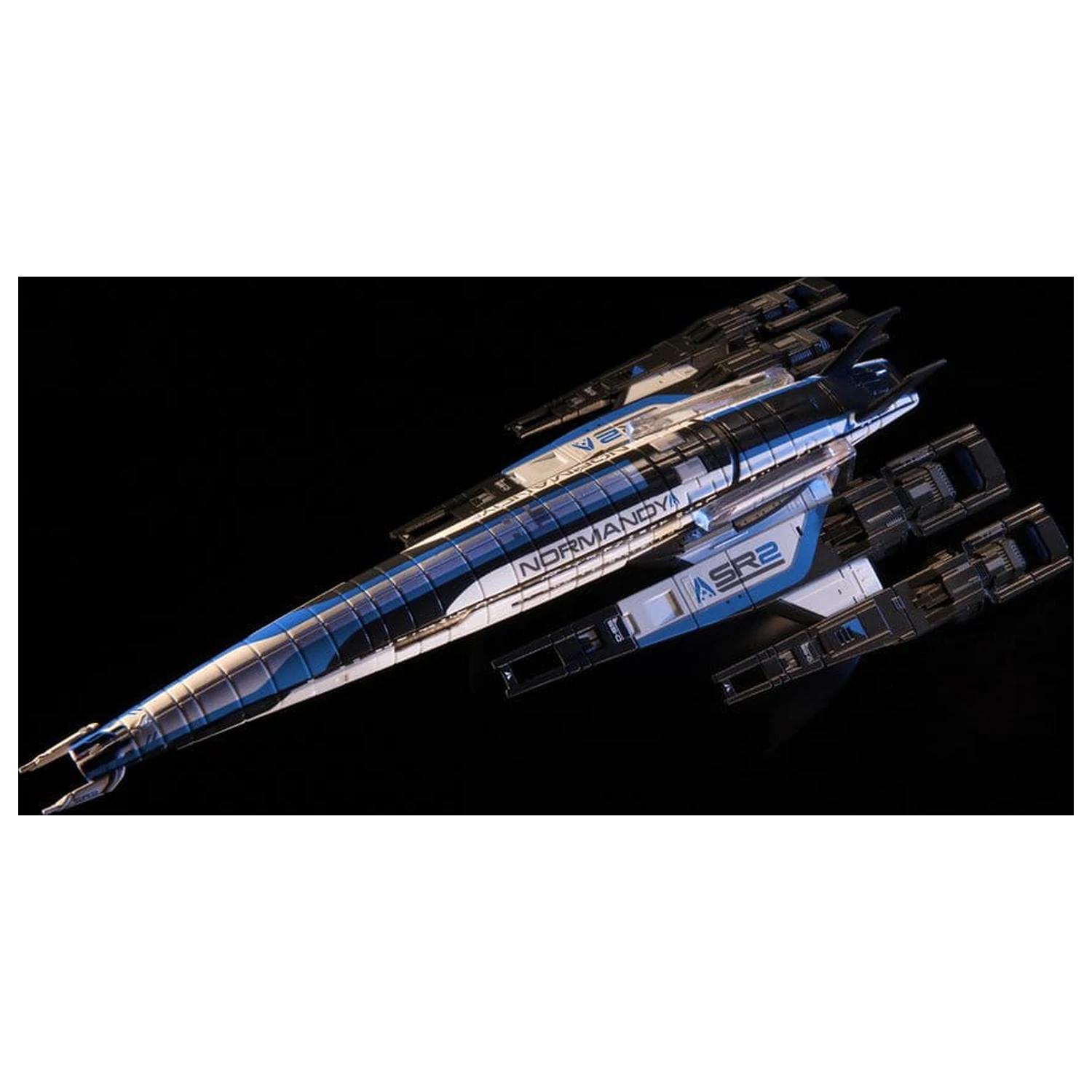 Mass Effect Die-Cast Normandy SR-2 figura 22 cm  termékfotó