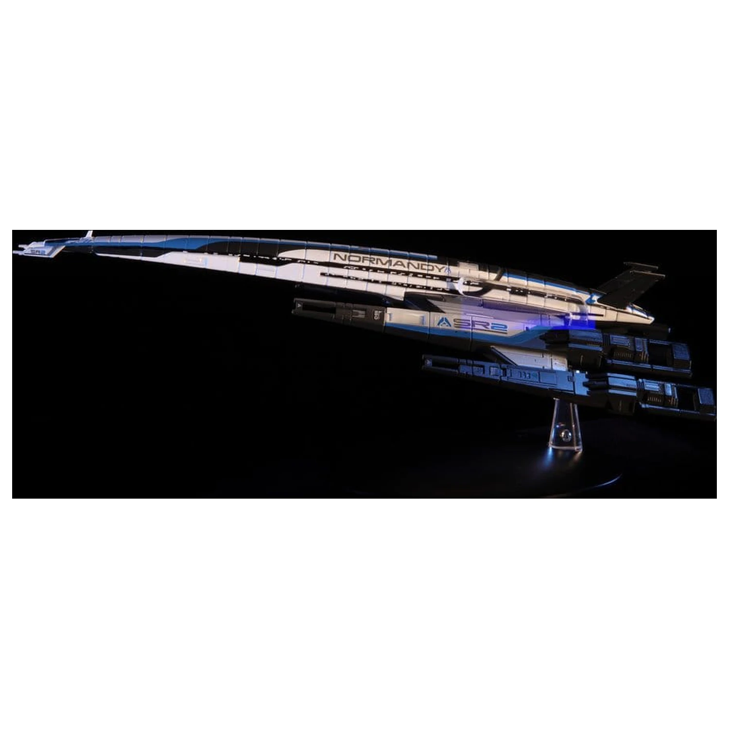 Mass Effect Die-Cast Normandy SR-2 figura 22 cm  termékfotó