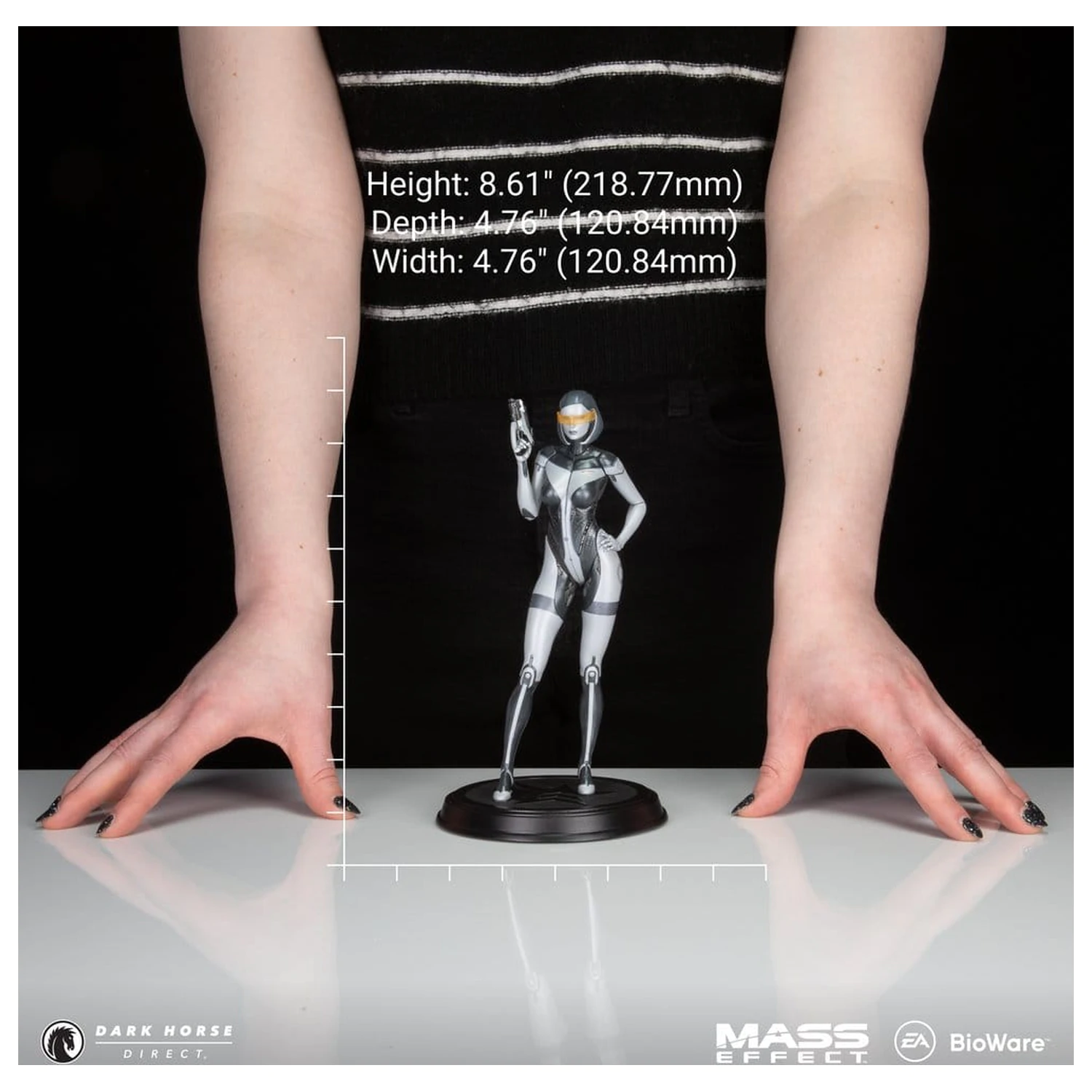 Mass Effect EDI PVC figura 22 cm termékfotó