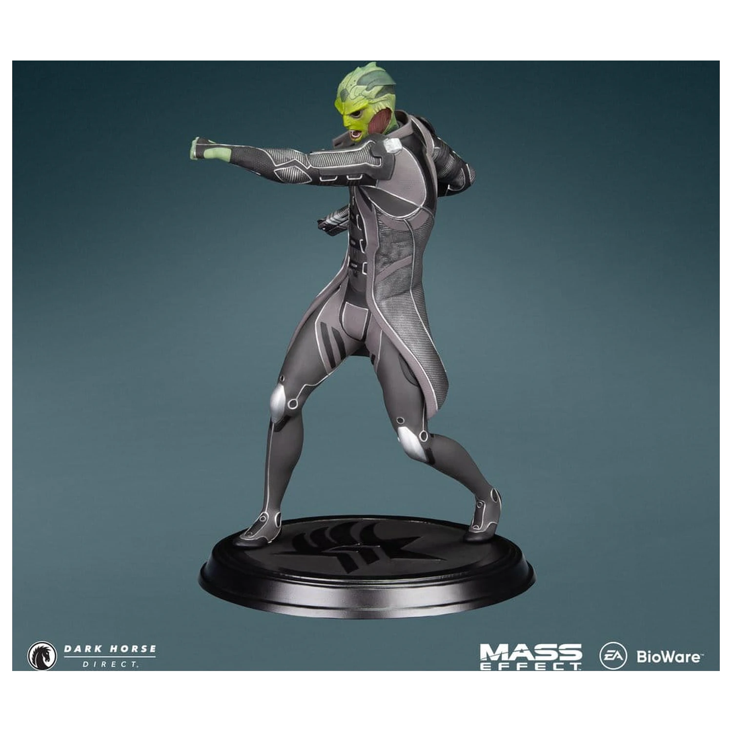 Mass Effect Thane Krios PVC figura 22 cm termékfotó