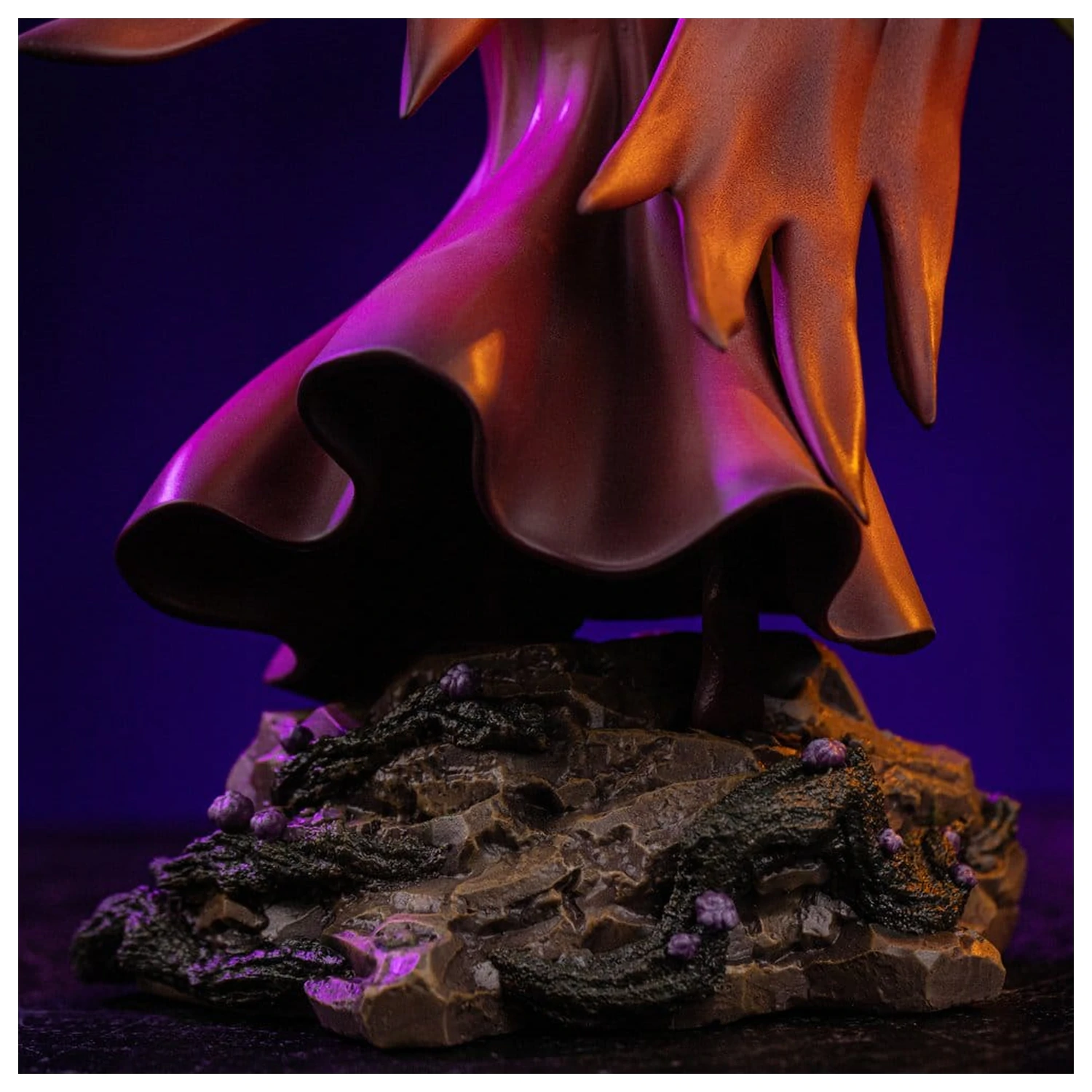 Masters of the Universe Art Scale 1/10 Shadow Weaver szobor figura 23 cm      termékfotó