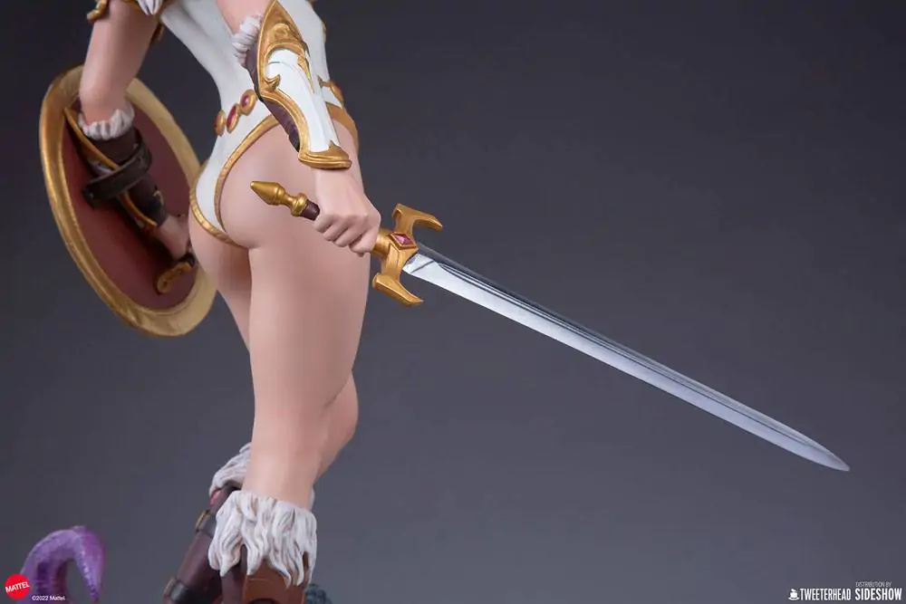 Masters of the Universe Legends Maquette 1/5 Teela (Variant) Legends szobor figura 47 cm termékfotó