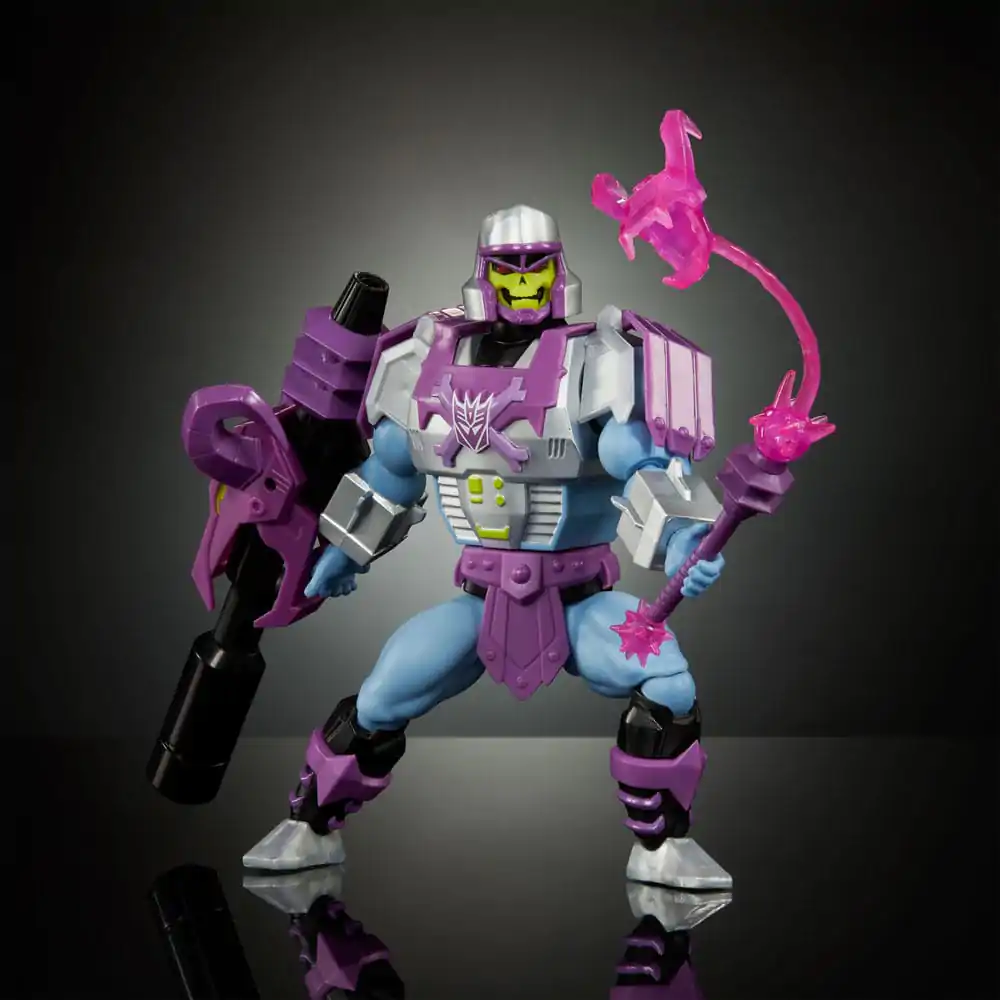 Masters of the Universe x Transformers Megatron Armor Skeletor  Exkluzív akciófigura 14 cm termékfotó