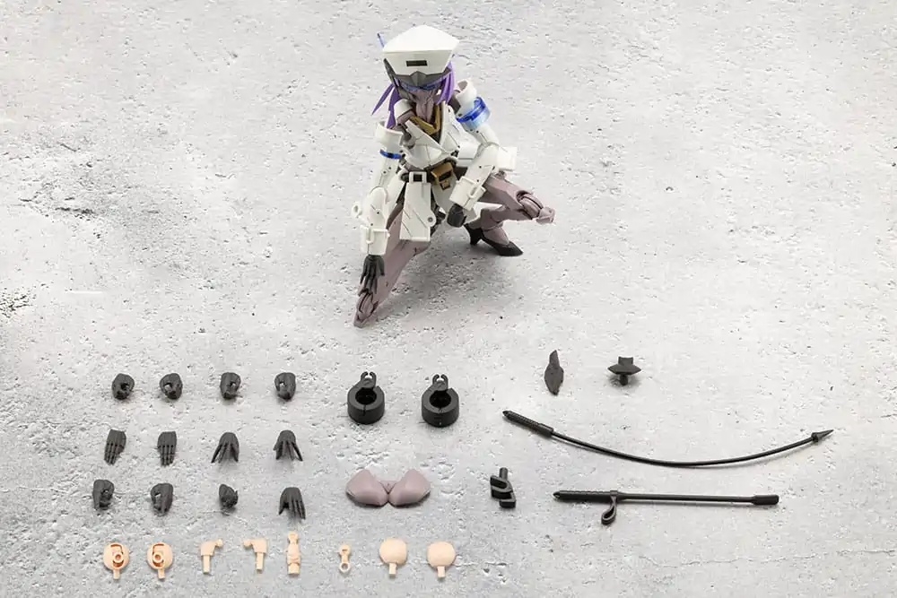 Megalomaria Unlimited Universe Vanguard Leader Műanyag modell készlet 16 cm termékfotó