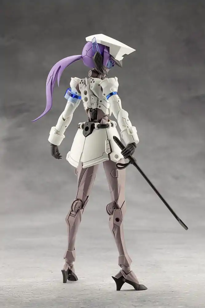 Megalomaria Unlimited Universe Vanguard Leader Műanyag modell készlet 16 cm termékfotó