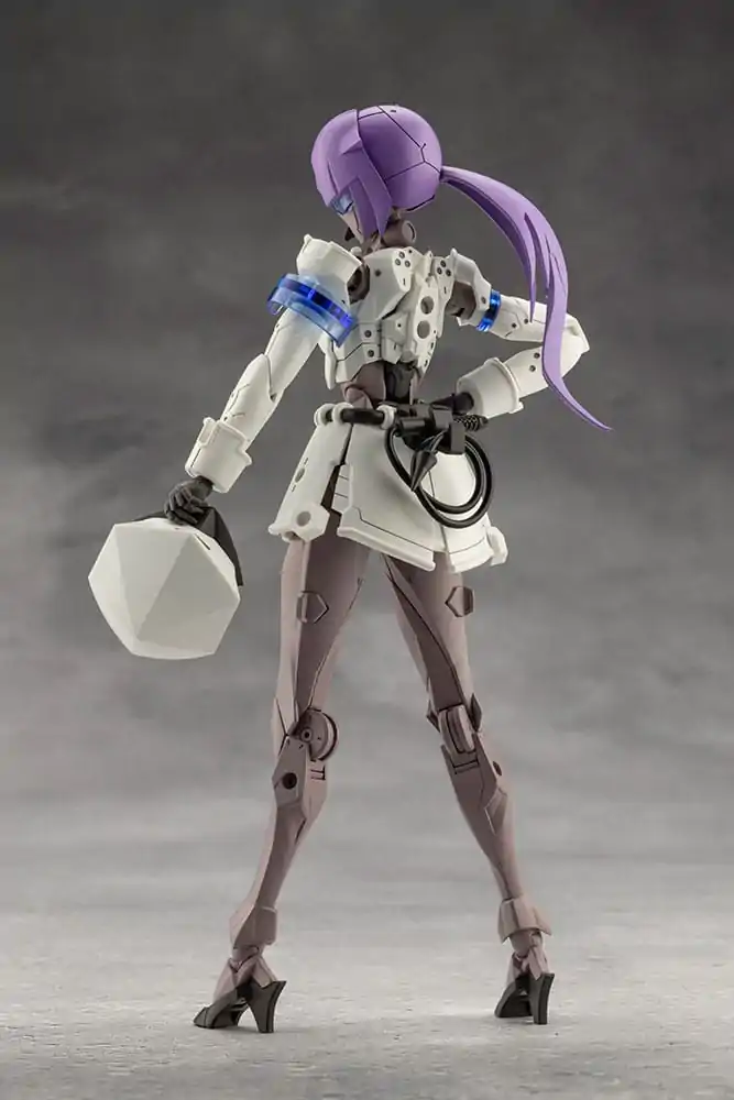 Megalomaria Unlimited Universe Vanguard Leader Műanyag modell készlet 16 cm termékfotó