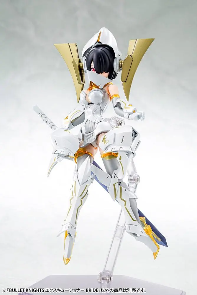 Megami Device 1/1 Bullet Knights Executioner Bride Műanyag modell készlet 15 cm termékfotó