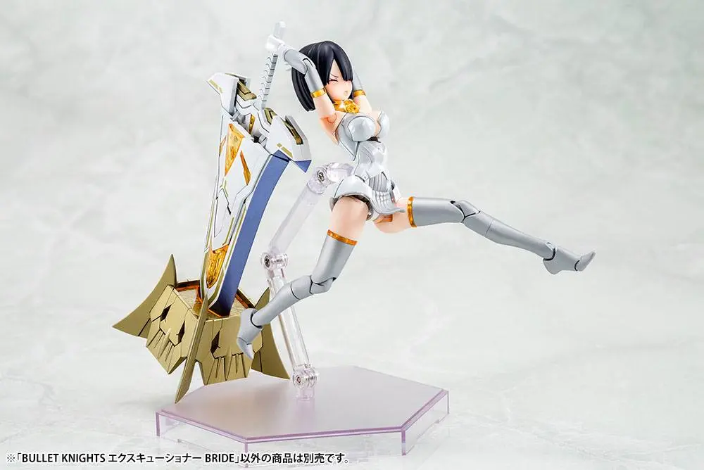 Megami Device 1/1 Bullet Knights Executioner Bride Műanyag modell készlet 15 cm termékfotó