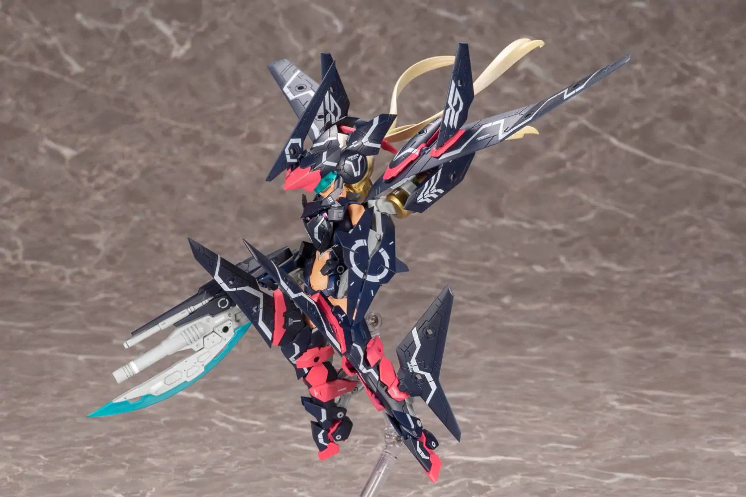 Megami Device 1/1 SOL Strike Raptor Műanyag modell készlet 18 cm termékfotó