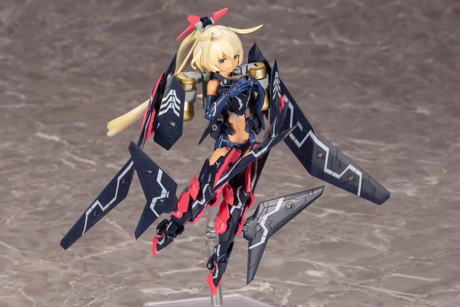 Megami Device 1/1 SOL Strike Raptor Műanyag modell készlet 18 cm termékfotó