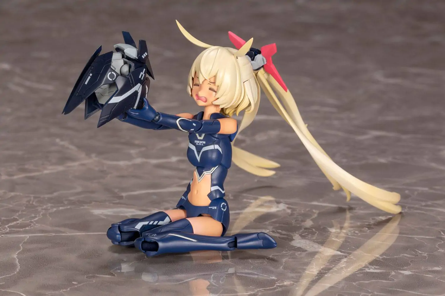 Megami Device 1/1 SOL Strike Raptor Műanyag modell készlet 18 cm termékfotó